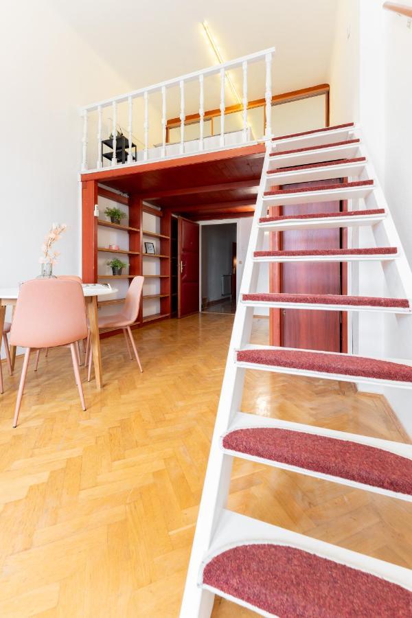 Elizabeth'S Treasure Deluxe Apartment Budapest Exterior photo
